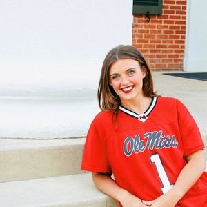 Meet your Posher, Ellie